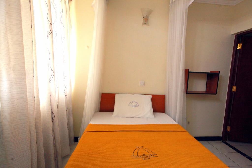 Coastgate Hotel Mombasa Room photo